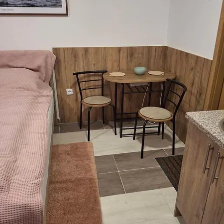 Jovanka 3 تريبينيي